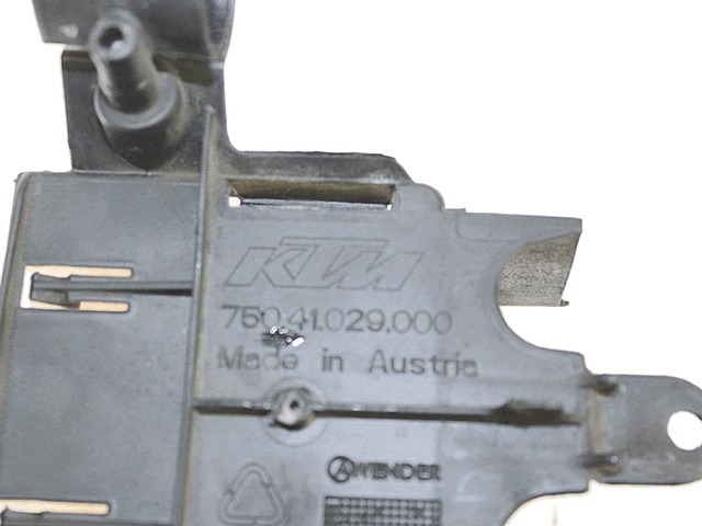 75041029000 CENTRAL/COIL SUPPORT KTM 690 SM SUPERMOTO (2006 - 2012) Gebrauchtteil für 2008