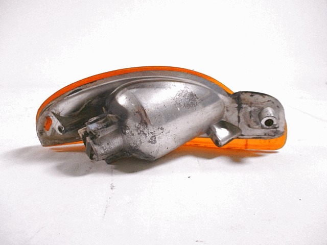 BLINKER / BLINKER OEM N. AP8212647  GEBRAUCHTTEIL  SCOOTER APRILIA GULLIVER 50 (1995-2001) HAUBRAUM, 50 cc ERSTZULASSUNG