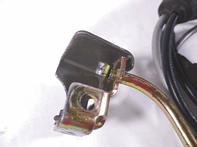 SITZVERRIEGELUNG / KABEL OEM N. 5GJ2478E0100 GEBRAUCHTTEIL  SCOOTER YAMAHA T-MAX XP 500 ( 2004 - 2007 )  HAUBRAUM, 500 cc ERSTZULASSUNG 2004