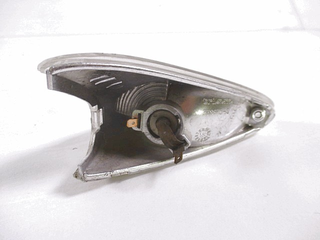 BLINKER / BLINKER OEM N. 639097 GEBRAUCHTTEIL  SCOOTER Piaggio Beverly Tourer 300 (2009/2011) HAUBRAUM, 300 cc ERSTZULASSUNG 2010