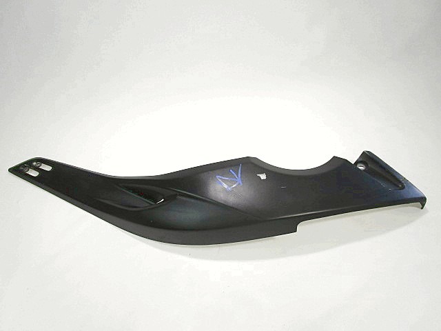 SEITENVERKLEIDUNG OEM N. 5GJ2172W0133  GEBRAUCHTTEIL  SCOOTER YAMAHA T-MAX XP 500 ( 2004 - 2007 )  HAUBRAUM, 500 cc ERSTZULASSUNG 2004