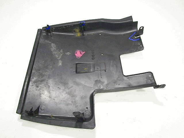 "UNTERBODENVERKLEIDUNG OEM N. 50613-LCD3-E00 	 GEBRAUCHTTEIL  SCOOTER KYMCO PEOPLE S 50 2T - 4T (2005-2006) HAUBRAUM, 50 cc ERSTZULASSUNG "