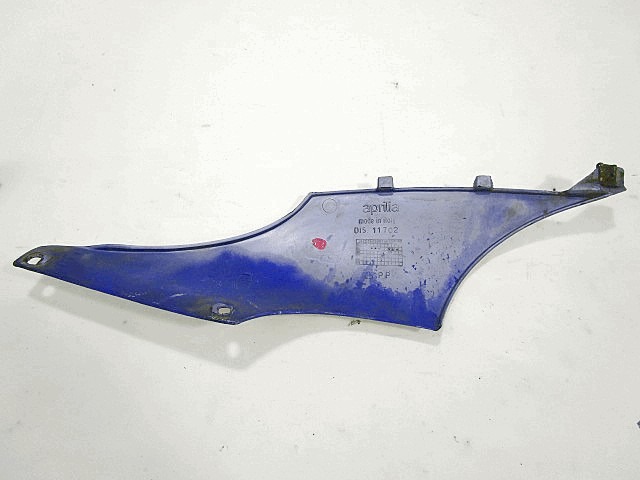 SEITENVERKLEIDUNG OEM N. AP8238126 GEBRAUCHTTEIL  SCOOTER APRILIA GULLIVER 50 (1995-2001) HAUBRAUM, 50 cc ERSTZULASSUNG