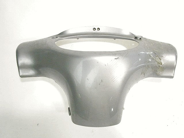 DASHBOARD COVER / HANDLEBAR OEM N. AP8268102 GEBRAUCHTTEIL  SCOOTER APRILIA SCARABEO 100 4T (2002 - 2006) HAUBRAUM, 100 cc ERSTZULASSUNG