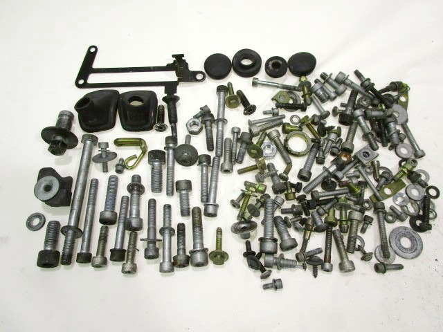 SET BULLONERIA GENERICO  BMW R22 MOTORRAD SCHRAUBEN UND BOLZEN BMW R22 R 1150 RT ( 2000 - 2006 )   Gebrauchtteil für 2002