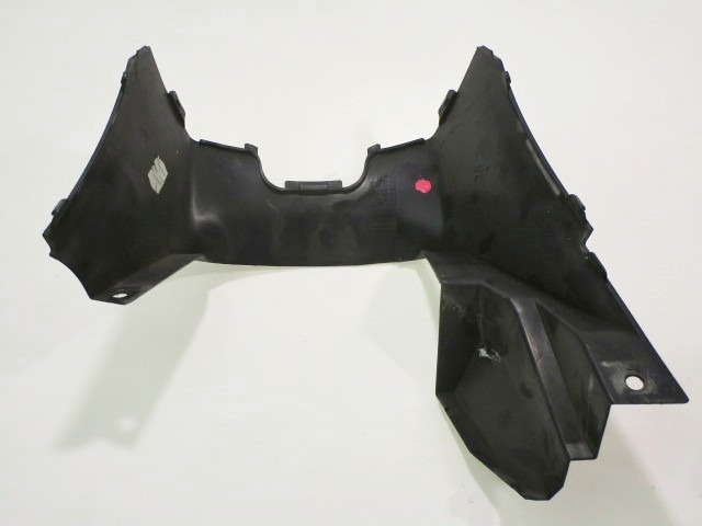 SEITENVERKLEIDUNG OEM N. 4735103H00Y0J GEBRAUCHTTEIL  SCOOTER SUZUKI BURGMAN UH 200 (2006 - 2012) HAUBRAUM, 200 cc ERSTZULASSUNG 2011