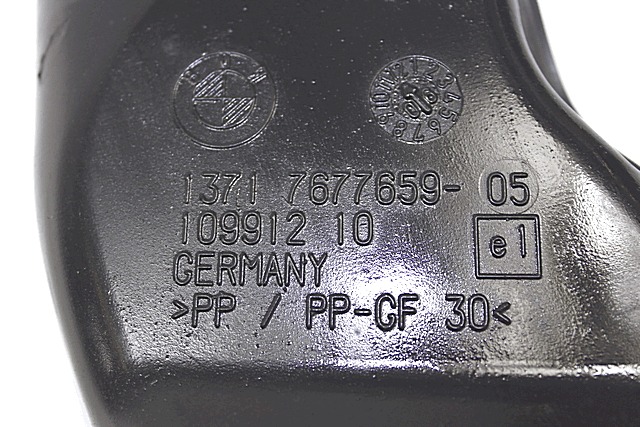 LUFTKANAL / VERTEILER OEM N. 13717677659 GEBRAUCHTTEIL  MOTO BMW K28 R 1200 ST (2003 - 2007) HAUBRAUM, 1200 cc ERSTZULASSUNG 2007
