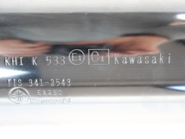 180870183 ABGASKRÜMMER KAWASAKI NINJA 250 R 2007-2013 EX250K Gebrauchtteil für 2009