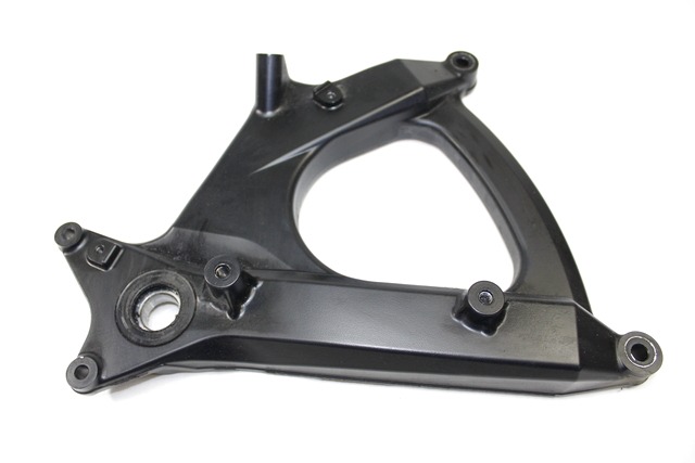 SWINGARM OEM N. 6100019K01000 GEBRAUCHTTEIL  SCOOTER SUZUKI BURGMAN AN 400 (2017 - 2019) HAUBRAUM, 400 cc ERSTZULASSUNG 2018