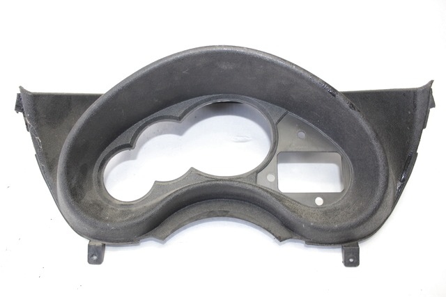 DASHBOARD COVER / HANDLEBAR OEM N. (D) 1-000-297-857 GEBRAUCHTTEIL  SCOOTER MALAGUTI MADISON 125 (1999 - 2001) HAUBRAUM, 125 cc ERSTZULASSUNG 1999