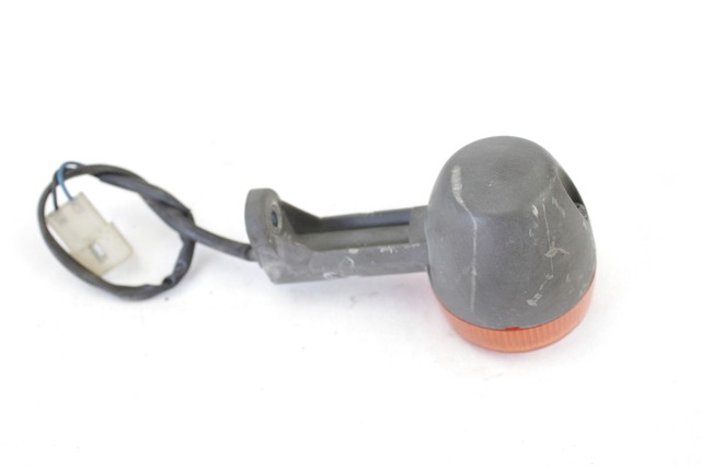 BLINKER / BLINKER OEM N. AP8212700 GEBRAUCHTTEIL  SCOOTER APRILIA SR 150 (1999 - 2002) HAUBRAUM, 150 cc ERSTZULASSUNG 2000