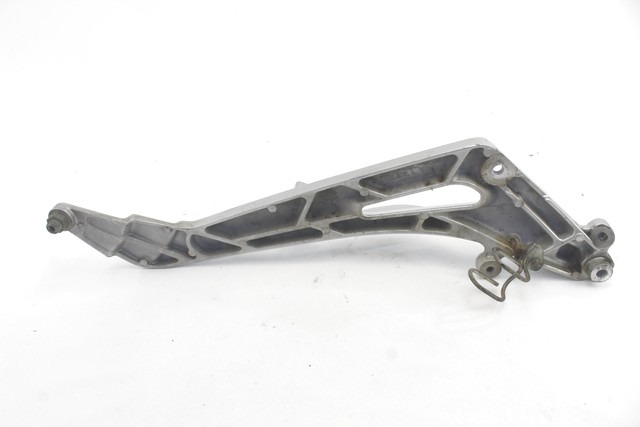 HONDA DEAUVILLE NT 650 V 50700MBLD00 STAFFA PEDANE SINISTRA RC47 02 - 05 LEFT FOOTRESTS HOLDER LEGGERI SEGNI DI USURA