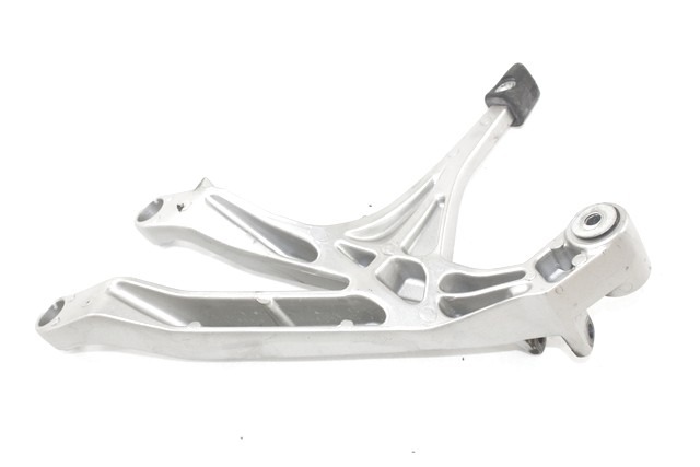 HONDA VFR 800 F 50671MJMD00 STAFFA PEDANA POSTERIORE DESTRA RC97 14 - 16 REAR RIGHT FOOTREST HOLDER LEGGERI SEGNI DI USURA