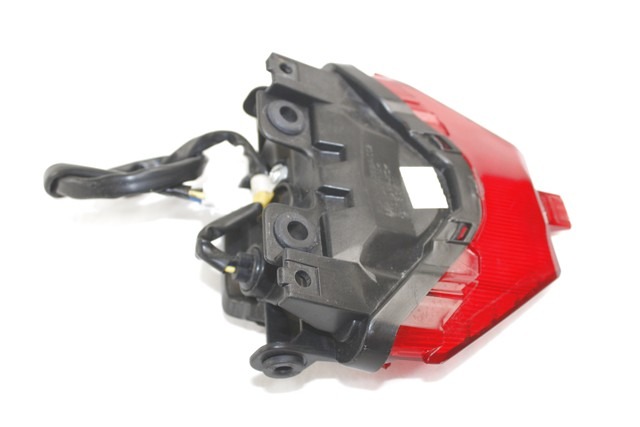 YAMAHA YZF R3 1WDH47100100 FARO POSTERIORE 15 - 18 TAILLIGHT