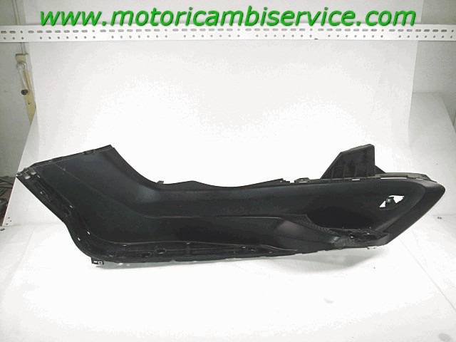 SEITENVERKLEIDUNG OEM N. 5RU274880000 GEBRAUCHTTEIL  SCOOTER YAMAHA MAJESTY (2009 - 2014) YP400 / YP400A HAUBRAUM, 400 cc ERSTZULASSUNG 2012