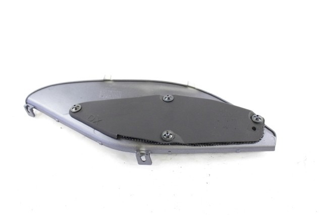 PIAGGIO MP3 300 HPE 657396 COVER PEDANA DESTRA DAL 2019 RIGHT FOOTBOARD COVER