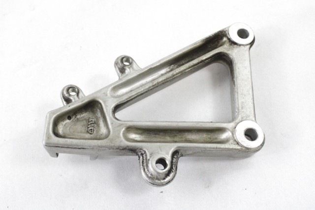 DUCATI 750 SPORT IE 82410441A STAFFA PEDANA ANTERIORE SINISTRA 01 - 02 FRONT LEFT FOOTREST HOLDER