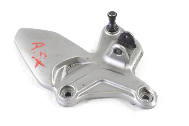 SUZUKI SV 650 4352118K00 STAFFA PEDANA ANTERIORE SINISTRA WCX0 16 - 22 FRONT LEFT FOOTREST HOLDER LEGGERI SEGNI DI USURA