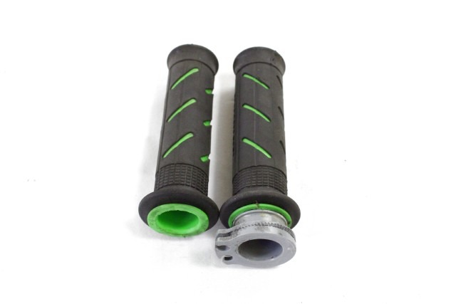 KAWASAKI Z 900 COPPIA MANOPOLE DOMINO ZR900F 2020 HANDLE GRIPS RICAMBIO AFTERMARKET