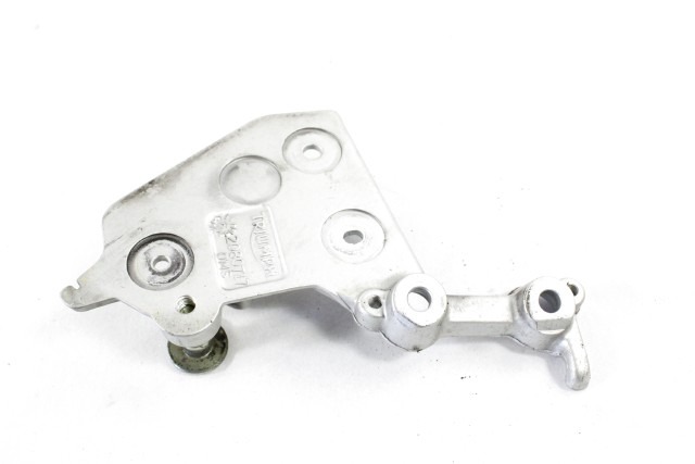 TRIUMPH TIGER 1050 T2081260 STAFFA PEDANA ANTERIORE DESTRA 06 - 12 FRONT RIGHT FOOTREST HOLDER T2080717