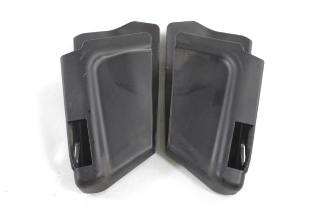 PIAGGIO X8 250 CM024201 CM024202 COVER CERNIERE PORTAOGGETTI POSTERIORE (2006) REAR BOOT DOOR HINGE COVERS