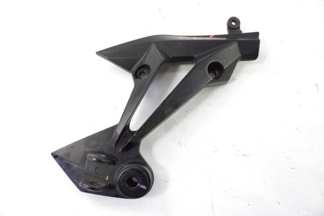 KAWASAKI Z 750 35063048818R STAFFA PEDANA POSTERIORE DESTRA 07 - 15 REAR RIGHT FOOTREST HOLDER