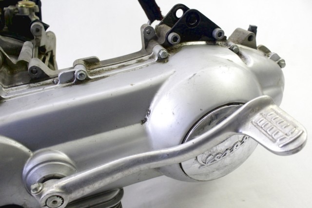 PIAGGIO VESPA LX 125 M444M MOTORE KM 9700 05 - 12 ENGINE