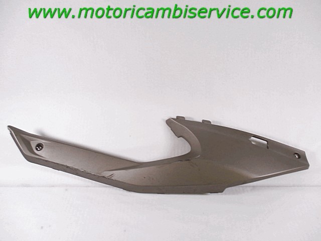 SEITENVERKLEIDUNG OEM N. 64305LBA2E00D1R GEBRAUCHTTEIL  SCOOTER KYMCO XCITING 500 (2005 -2006) HAUBRAUM, 500 cc ERSTZULASSUNG 2006