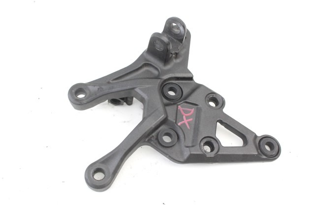 KAWASAKI Z 900 35063144218R STAFFA PEDANA ANTERIORE DESTRA ZR900B 17 - 20 FRONT RIGHT FOOTREST HOLDER 35063140018R