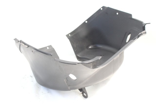 KYMCO X-TOWN 125 61110AGE7C000 PARAFANGO ANTERIORE INTERNO CT125 20 - 24 INTERNAL FRONT MUDGUARD