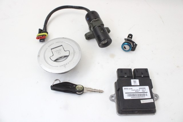 BENELLI BN 125 88100U300000 96C00U350200 KIT CHIAVE ECU ACCENSIONE 21 - 24 KEY LOCK ECU KIT