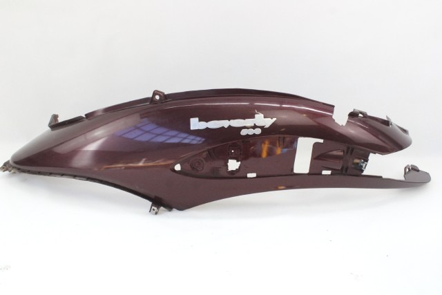 PIAGGIO BEVERLY 500 CM024701 CARENA LATERALE SINISTRA 02 - 06 LEFT LATERAL FAIRING CM01410100D8 CM01410140D8 CM0141015 CM01410150D8 CM02470100D8 CM024703 CM2470100D8 