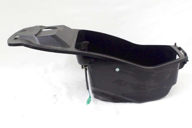 SYM FIDDLE II 50 S 81250X1A0000 VASCA SOTTOSELLA PORTACASCO HELMET COMPARTMENT