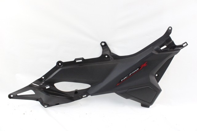 HONDA NC 750 X 83701MKAD800 COVER LATERALE SINISTRA RC90 18 - 20 LEFT SIDE COVER