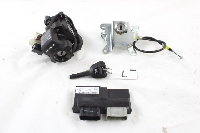 HONDA NC 750 X 38770MKLD82 35010MKAD83 KIT CHIAVI ECU ACCENSIONE RC90 18 - 20 KEY LOCK ECU KIT 35010MKAD80 35010MKAD81 35010MKAD82 