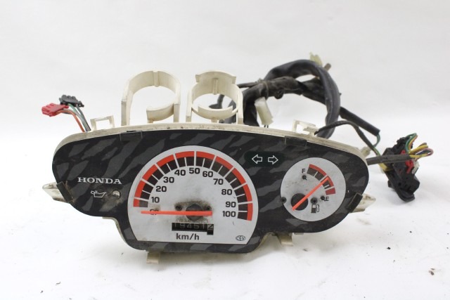 HONDA SFX 50 37200GBMF00 STRUMENTAZIONE COTACHILOMETRI SPEEDOMETER SENZA VETRO