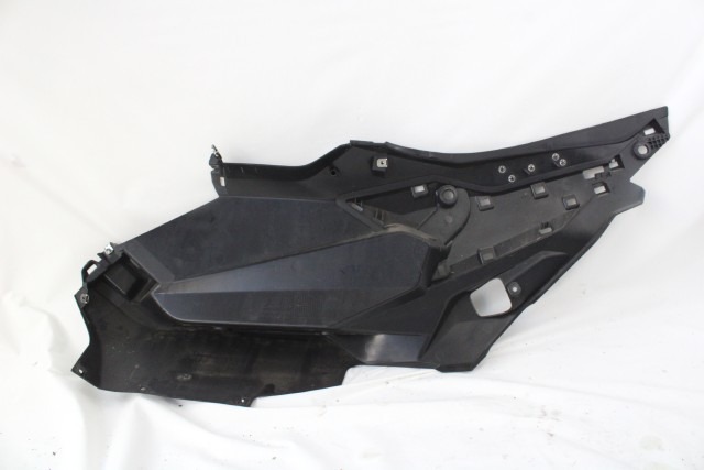 BMW C 400 X 46638558576 PEDANA DESTRA K09 18 - 24 RIGHT FOOTBOARD 