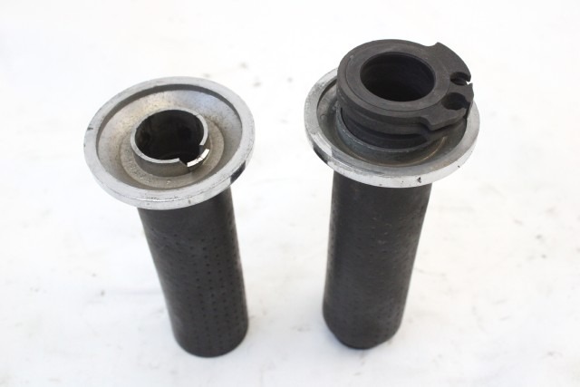 YAMAHA XVS 250 DRAG STAR 3JB262400000 3JB262410000 MANOPOLE 99 - 05 GRIPS