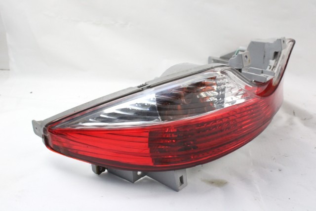 SUZUKI BURGMAN UH 200 3571003H01 FARO POSTERIORE 06 - 12 TAILLIGHT