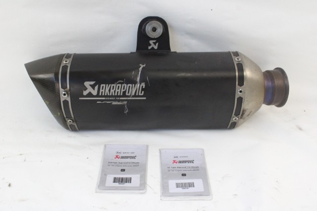 KTM 1290 SUPER DUKE R 6140597910033 MARMITTA SILENZIATORE SCARICO AKRAPOVIC 17 - 18 AKRAPOVIC MUFFLER SENZA DB KILLER CON GRAFFI 6140597900033