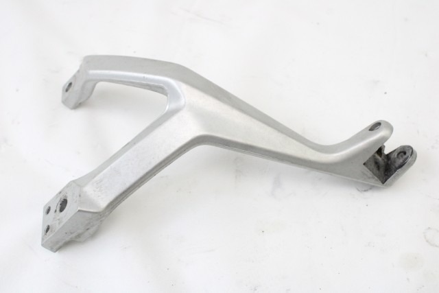 DUCATI PANIGALE V2 82411892BA STAFFA PEDANA POSTERIORE DESTRA 20 - 24 REAR RIGHT FOOTREST HOLDER 82411891AA 82411891BA 