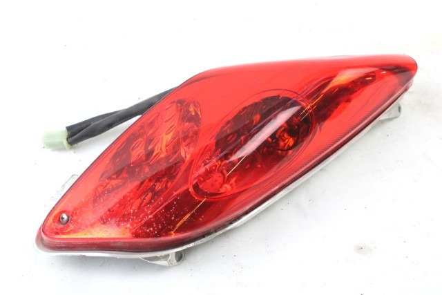 YAMAHA X-MAX 125 1B9H47300100 FARO POSTERIORE DESTRO YP125R 06 - 10 RIGHT TAIILIGHT 1B9H47300000