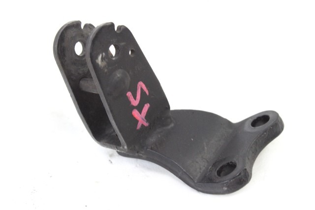 YAMAHA X-MAX 125 1B9F73110000 STAFFA PEDANA POSTERIORE SINISTRA YP125R 06 - 10 REAR LEFT FOOTREST BRACKET