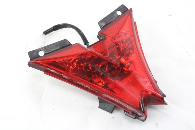 APRILIA RS 50 2D000238R FARO POSTERIORE 18 - 20 TAILLIGHT 858725 B046138 