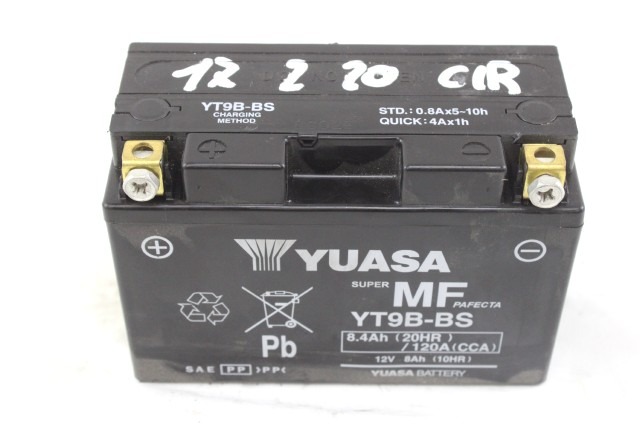 BATTERIA PER MOTO YUASA SUPER MF PAFECTA YT9B-BS 12V 8AH 120A BATTERY